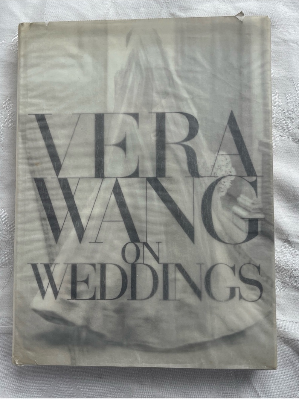 Vera Wang on Weddings Book